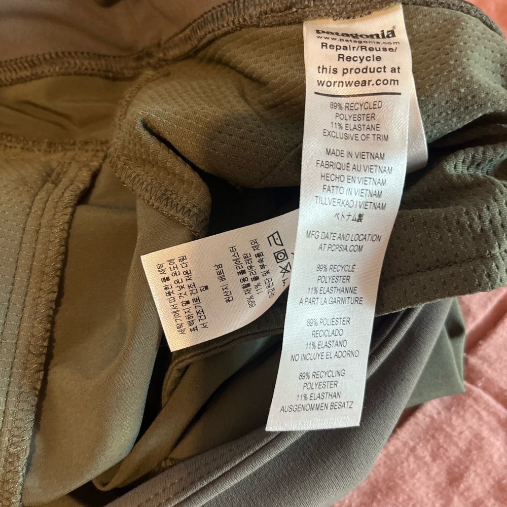 Patagonia Bundle Women's Happy Hike Studio Pants
Size large - Picture 11 of 16